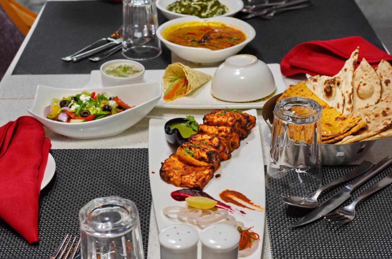 Hotel York Legacy -3 Minutes Walk From New Delhi Railway Station 'The 5 Star Ambience' Newly Built מראה חיצוני תמונה