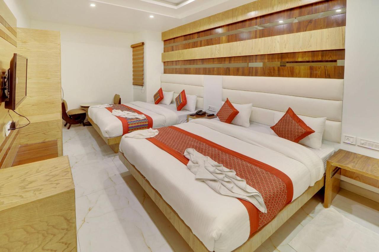 Hotel York Legacy -3 Minutes Walk From New Delhi Railway Station 'The 5 Star Ambience' Newly Built מראה חיצוני תמונה